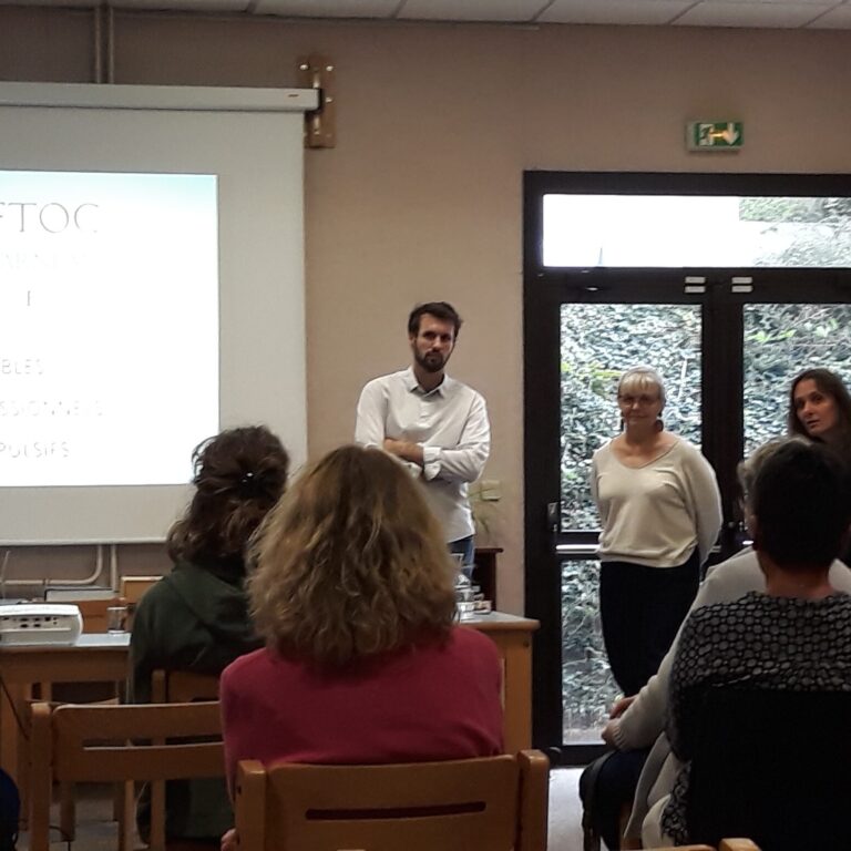 Concarneau-conference-rotated